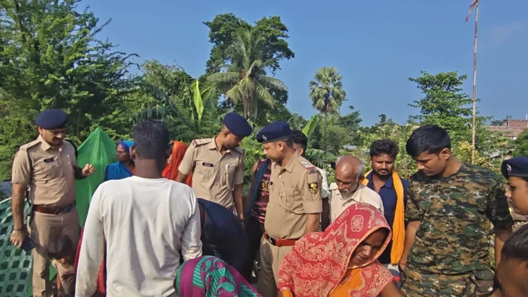 सोते समय वारदात: छत पर सो रहे 23 वर्षीय ज्योतिष को अपराधियों ने मारी गोली, इलाके में दहशत
