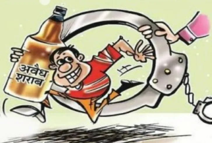 CHANDAN NEWS: छापेमारी कर पांच लीटर महुआ शराब बरामद करोबारी फरार