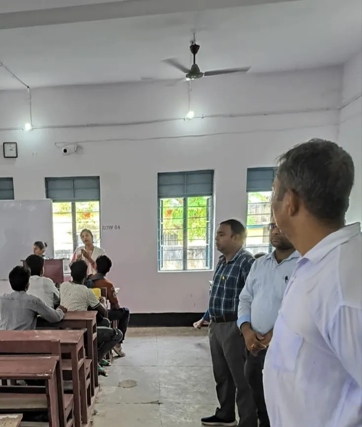 BANKA NEWS: पैसे की कमी से न छूटे उच्च शिक्षा का सपना, PBS कॉलेज में छात्रों को बताया कैसे मिलेगी ₹4 लाख तक की मदद