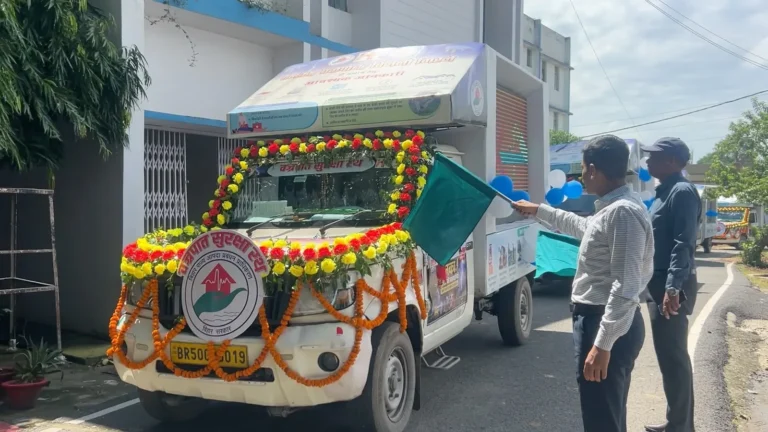 BANKA NEWS: आसमान में बिजली चमके तो क्या करें, क्या नहीं; 150 संवेदनशील पंचायतों में घर-घर तक पहुंचेगा बचाव का संदेश
