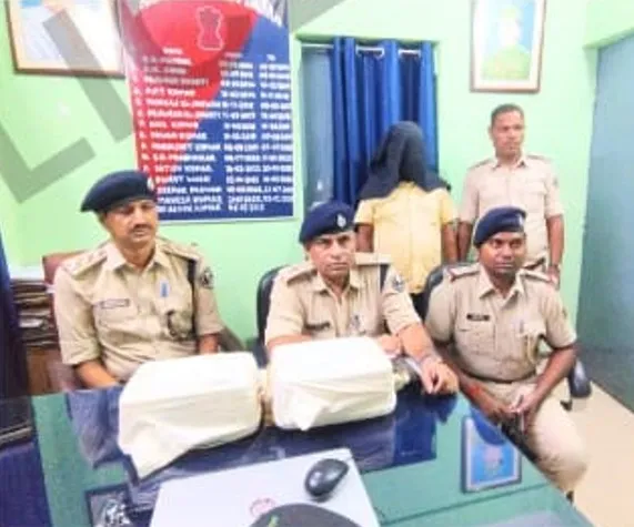 BARAHAT NEWS: चोरी के मामले में पुलिस की कार्रवाई, 11.480 किलो चांदी और 33.515 ग्राम सोना बरामद