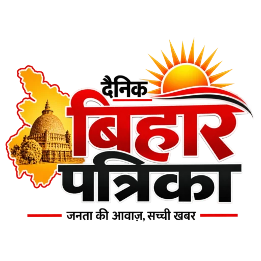 गंगा के बढ़े पानी के बीच 11 हजार वोल्ट का पोल गिरा, कई गांवों की बिजली गुल।