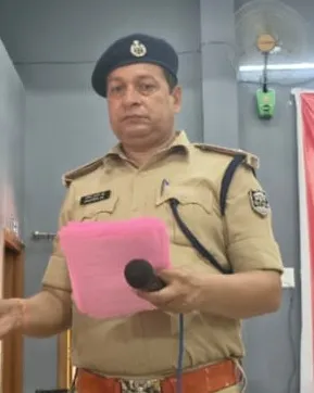 BOUNSI NEWS: महिला दारोगा की शिकायत पर बौंसी थानाध्यक्ष निलंबित, जांच में अमर्यादित भाषा के आरोप की पुष्टि