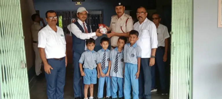 BANKA NEWS: एसकेपी में पर्याप्त हैं अग्निशमन यंत्र, फायर ऑफिसर ने किया सुरक्षा व्यवस्था का जायजा