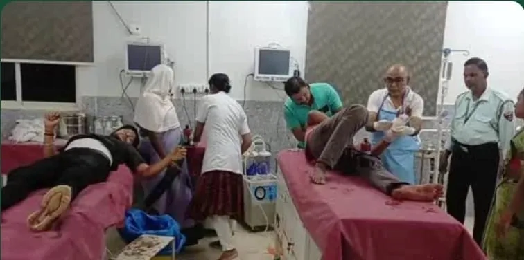 CHANDAN NEWS: बाइक के सामने आया कुत्ता, दो युवक घायल; एक देवघर रेफर
