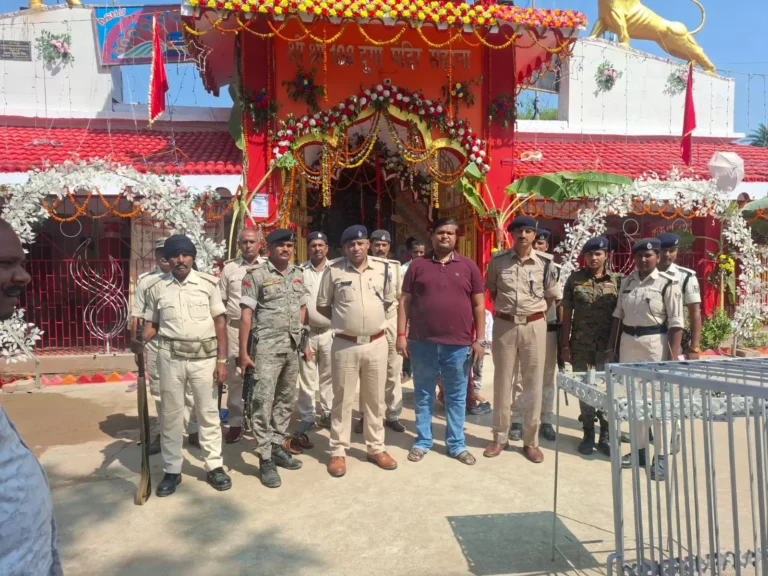 BANKA NEWS: दुर्गा पूजा को लेकर बांका पुलिस अलर्ट, पंडालों में सुरक्षा का कड़ा पहरा