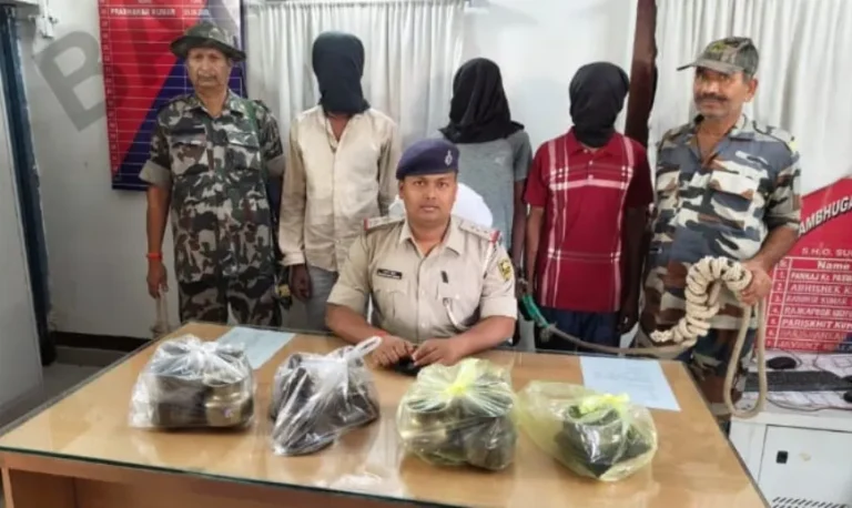 BANKA NEWS: शंभुगंज में मंदिरों से घंटी-बर्तन चोरी करने वाले गिरोह का पर्दाफाश, तीन आरोपी गिरफ्तार, एक विधि-विरुद्ध बालक निरुद्ध