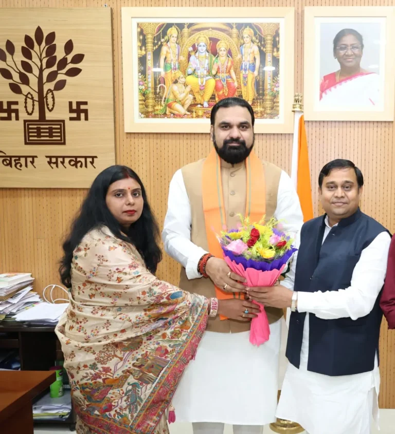 BIHAR NEWS: तिरहुत के नवनिर्वाचित विधान पार्षदों से मिले मुख्यमंत्री सम्राट चौधरी